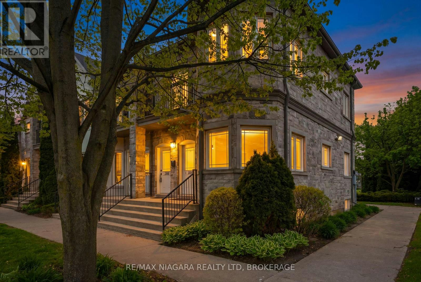 106-6045 Dunn Street, Niagara Falls, ON, L2G 2P2 - 2