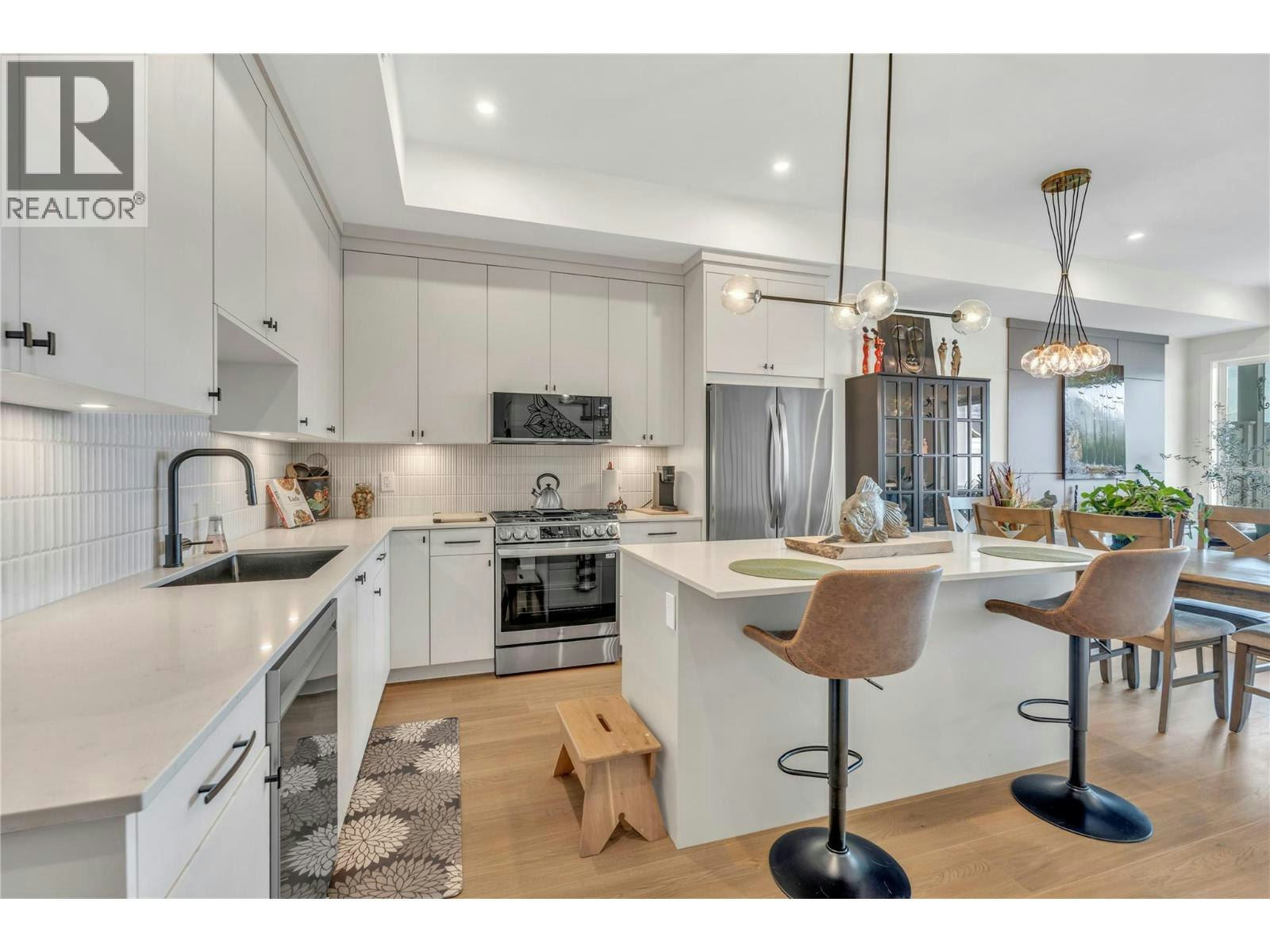 386 Chardonnay Avenue - 3