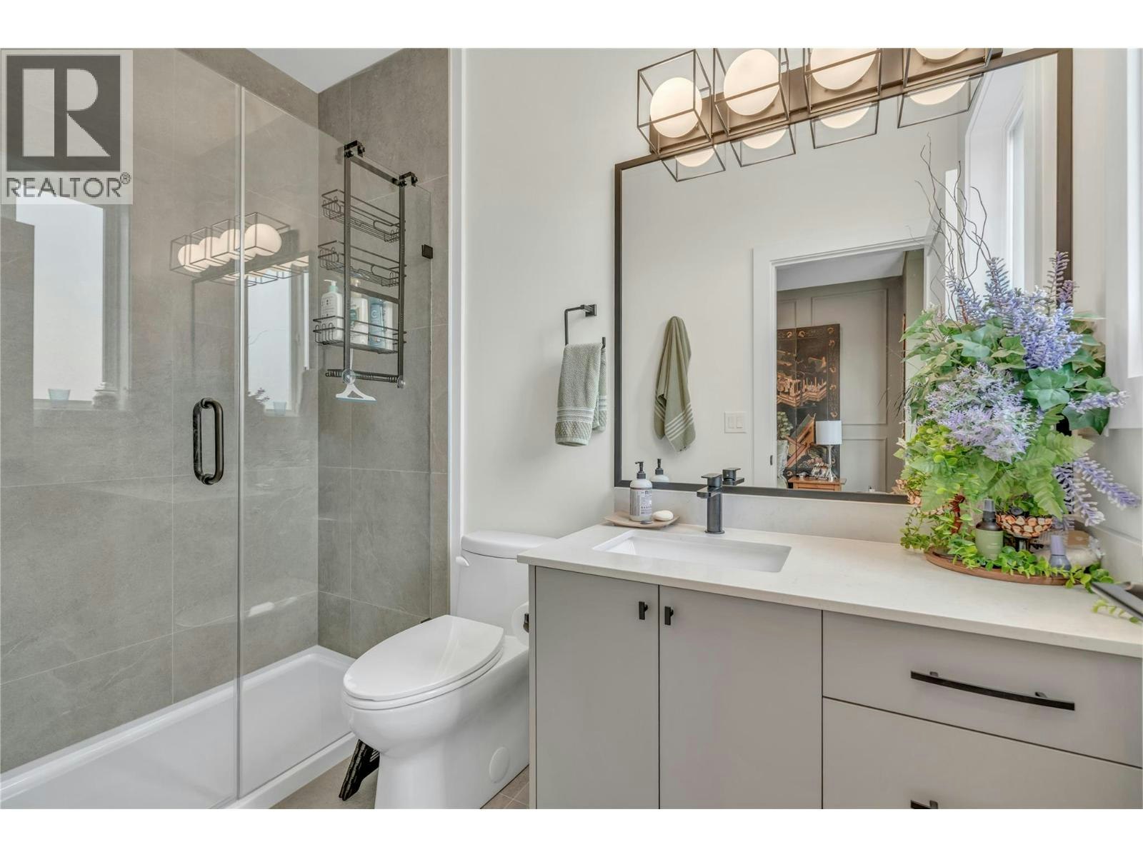 386 Chardonnay Avenue, Oliver, BC, V0H 1T4 - 27
