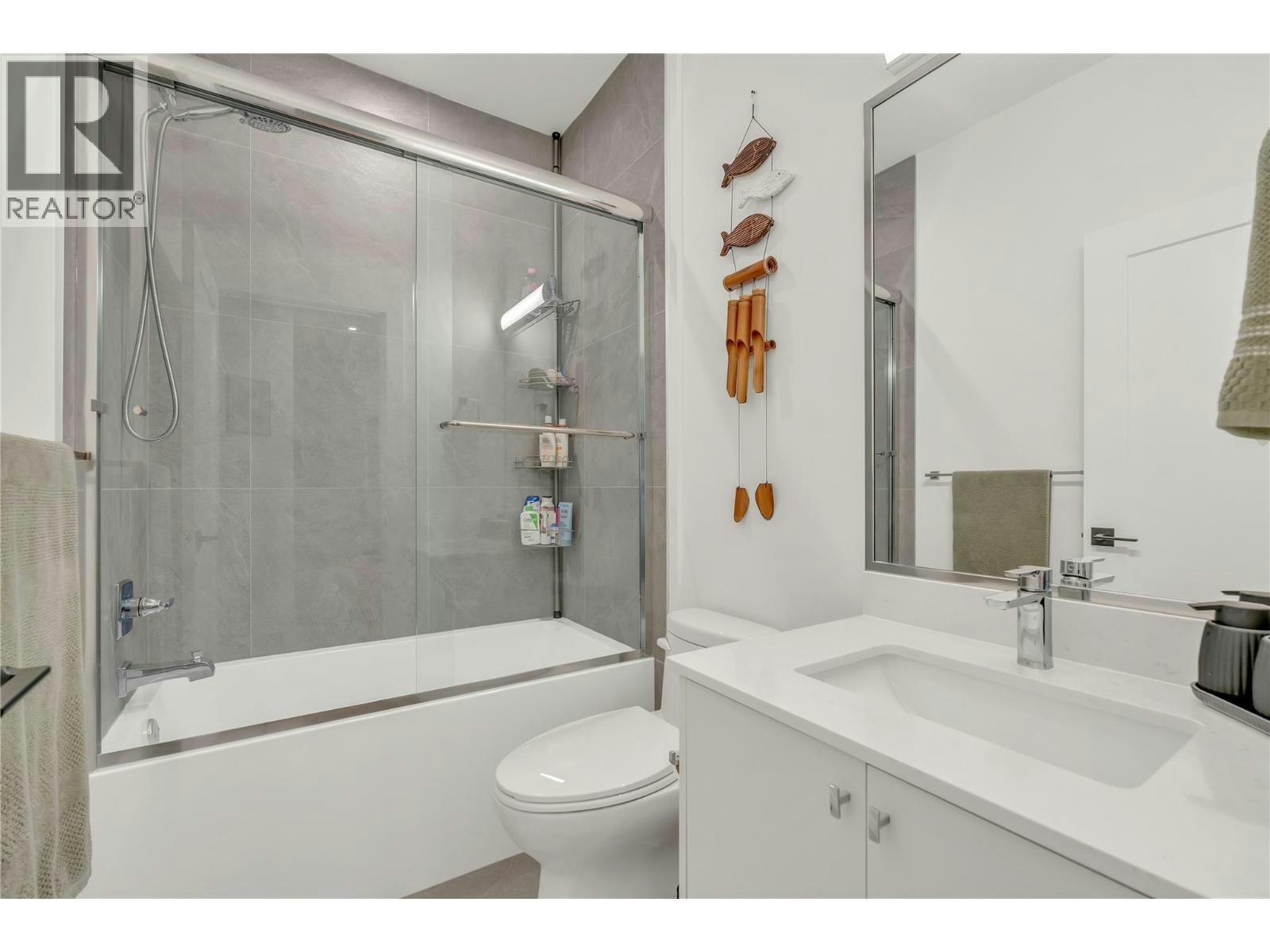 386 Chardonnay Avenue, Oliver, BC, V0H 1T4 - 32