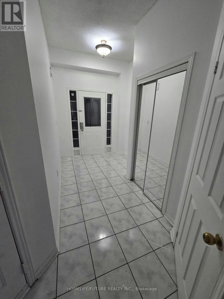 108 Gristone Crescent, Toronto, ON, M1X 1V1 - 8