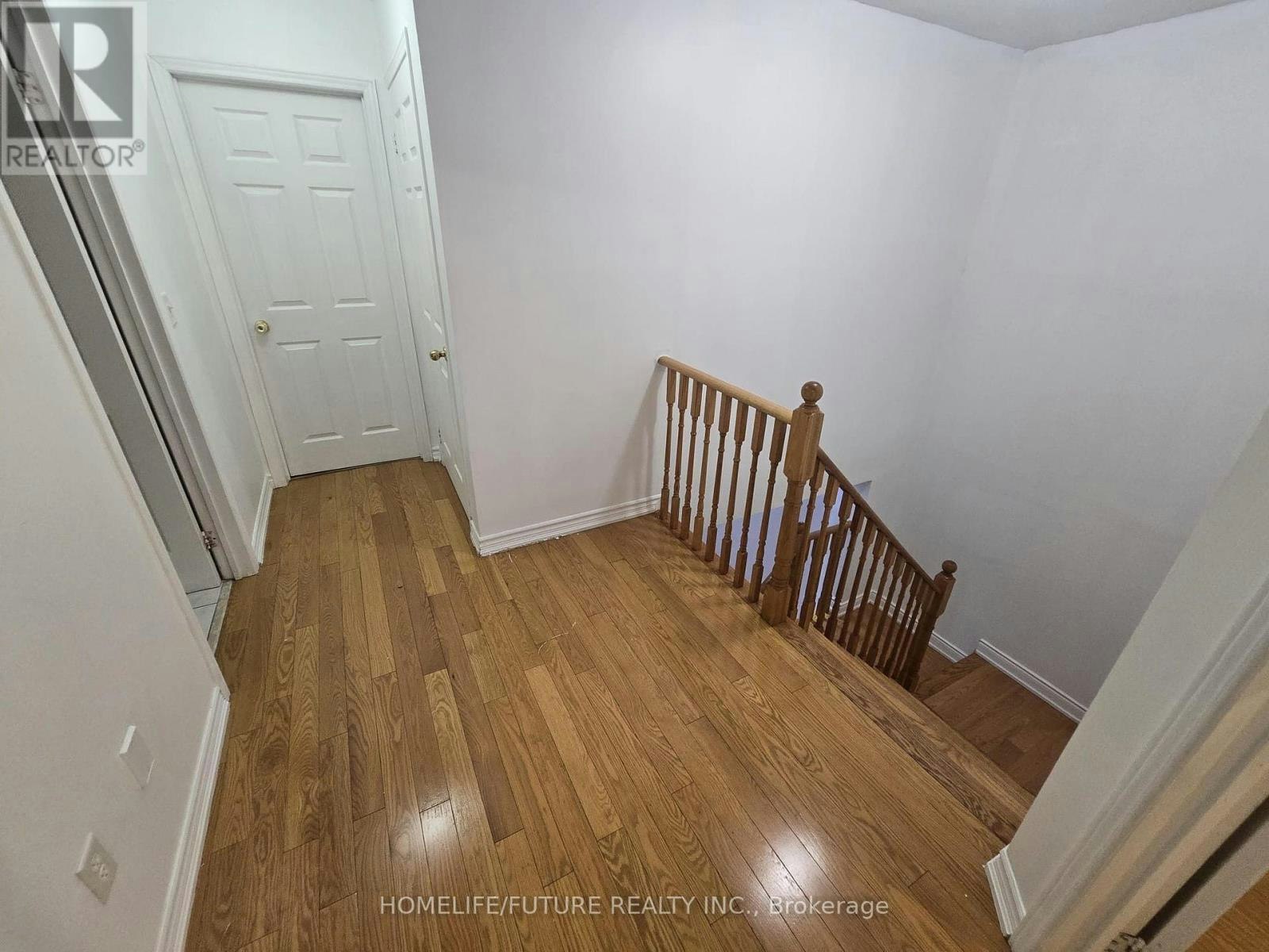 108 Gristone Crescent, Toronto, ON, M1X 1V1 - 2