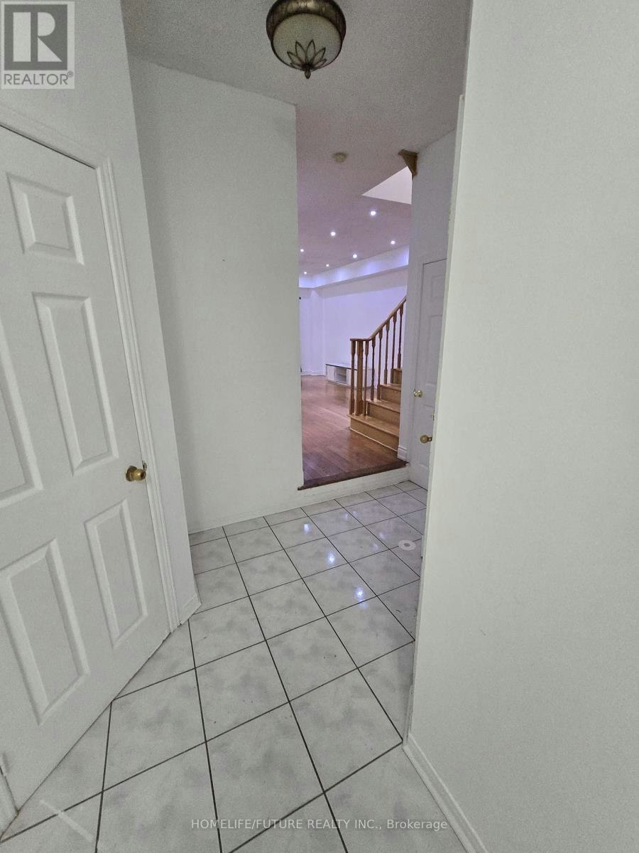 108 Gristone Crescent, Toronto, ON, M1X 1V1 - 9