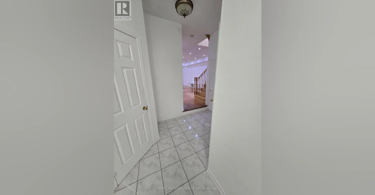 108 Gristone Crescent, Toronto, ON, M1X 1V1 - 9