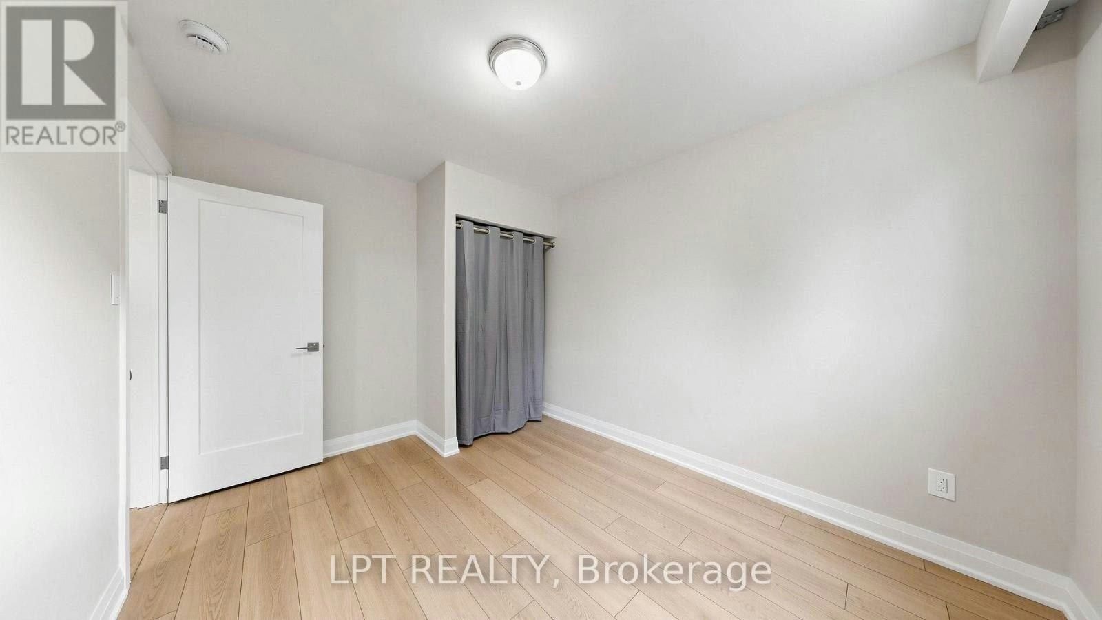 MAIN Floor 477 Cosburn Apt Avenue, Toronto, ON, M4J 2N6 - 25