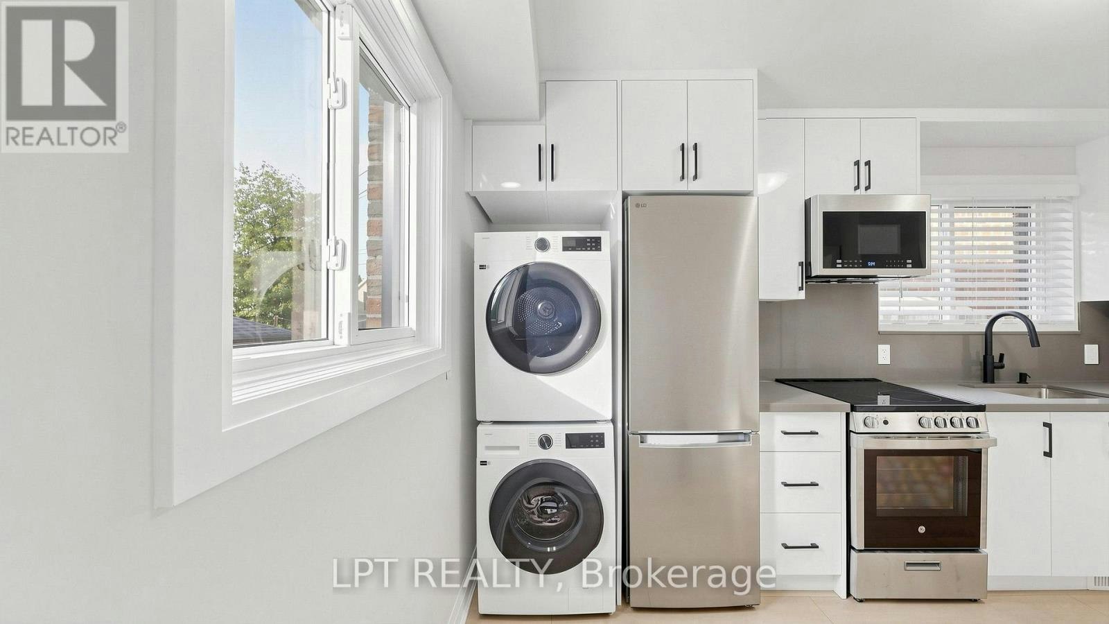 MAIN Floor 477 Cosburn Apt Avenue, Toronto, ON, M4J 2N6 - 29