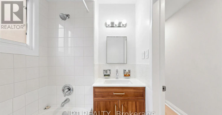 MAIN Floor 477 Cosburn Apt Avenue, Toronto, ON, M4J 2N6 - 26