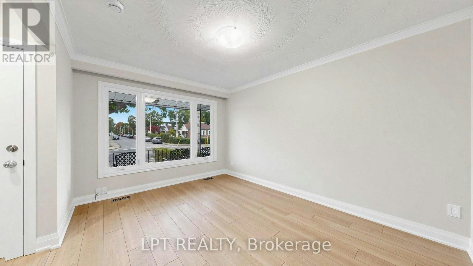 MAIN Floor 477 Cosburn Apt Avenue, Toronto, ON, M4J 2N6 - 7