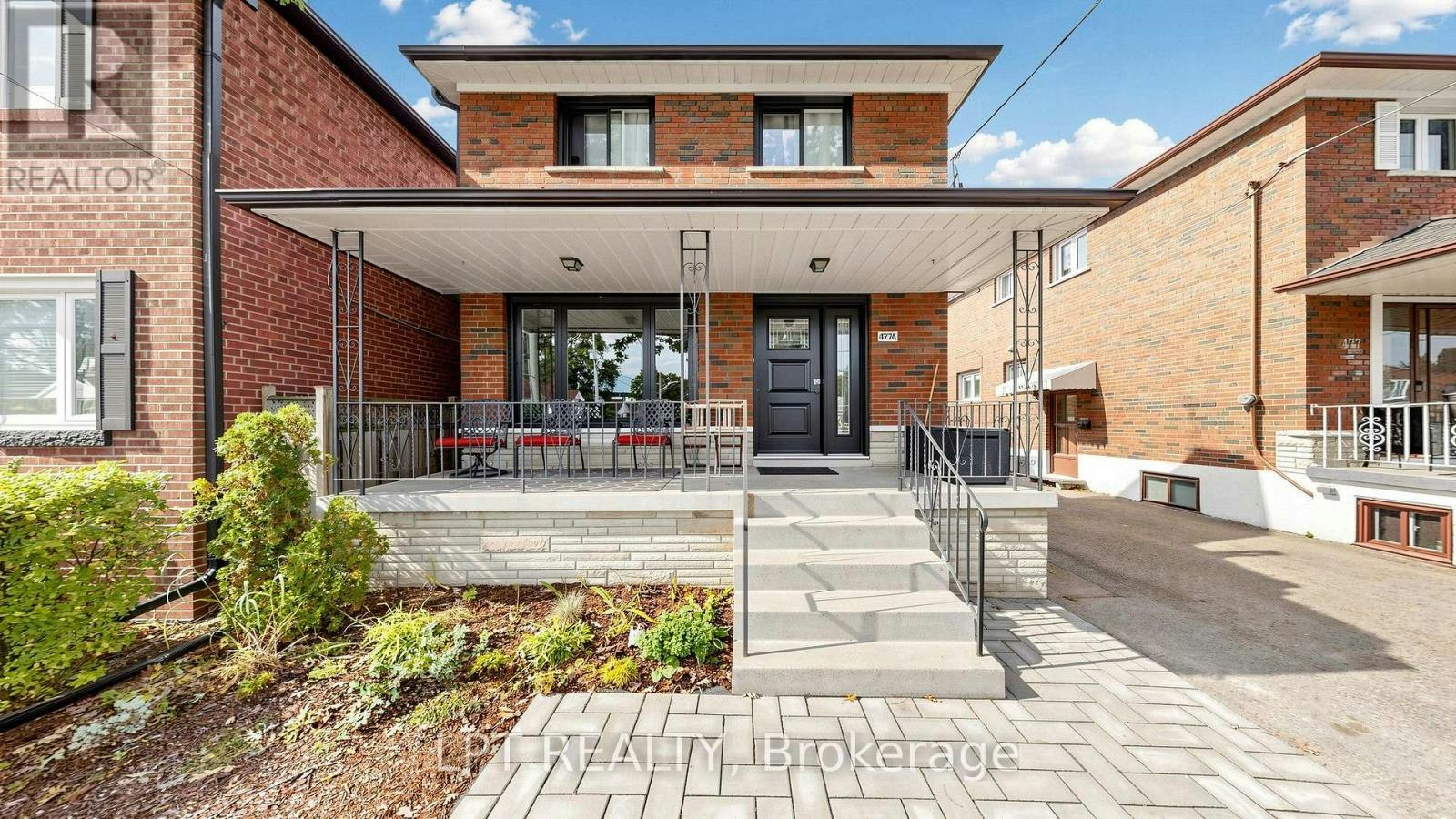MAIN Floor 477 Cosburn Apt Avenue, Toronto, ON, M4J 2N6 - 4