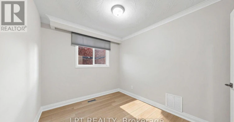 MAIN Floor 477 Cosburn Apt Avenue, Toronto, ON, M4J 2N6 - 19