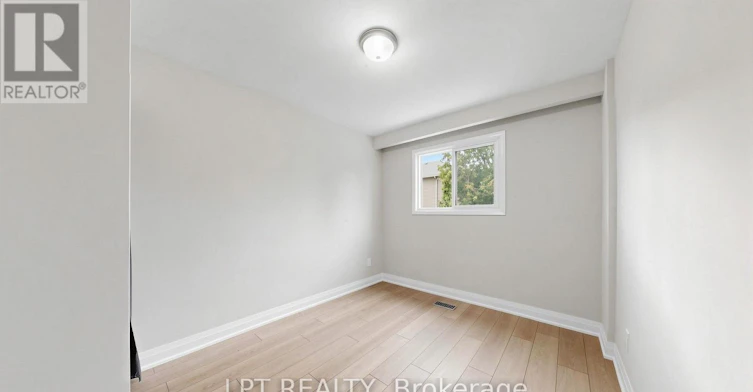 MAIN Floor 477 Cosburn Apt Avenue, Toronto, ON, M4J 2N6 - 22