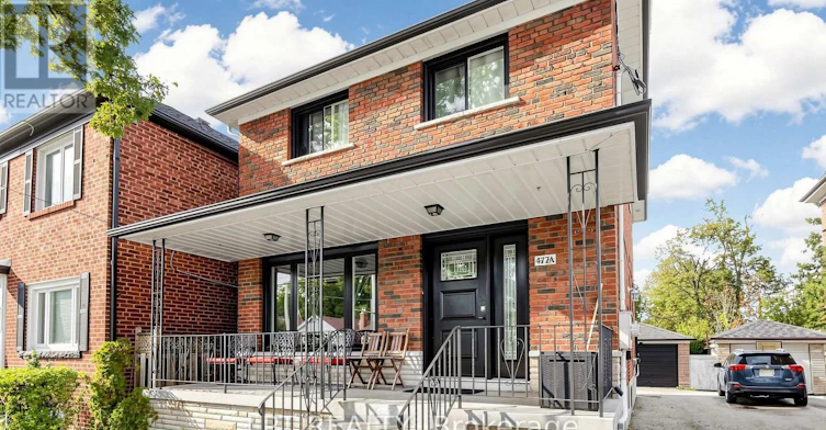 MAIN Floor 477 Cosburn Apt Avenue, Toronto, ON, M4J 2N6 - 3