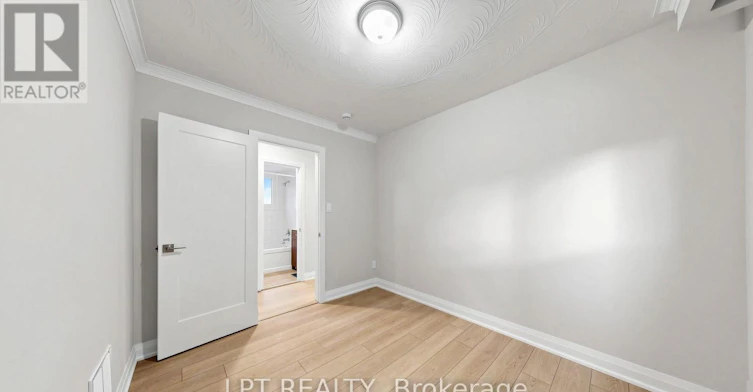 MAIN Floor 477 Cosburn Apt Avenue, Toronto, ON, M4J 2N6 - 20