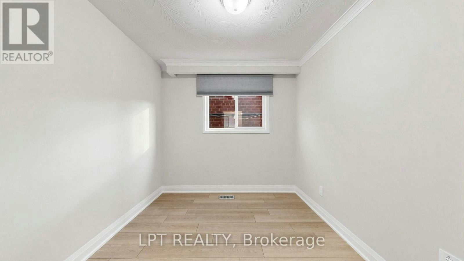 MAIN Floor 477 Cosburn Apt Avenue, Toronto, ON, M4J 2N6 - 18