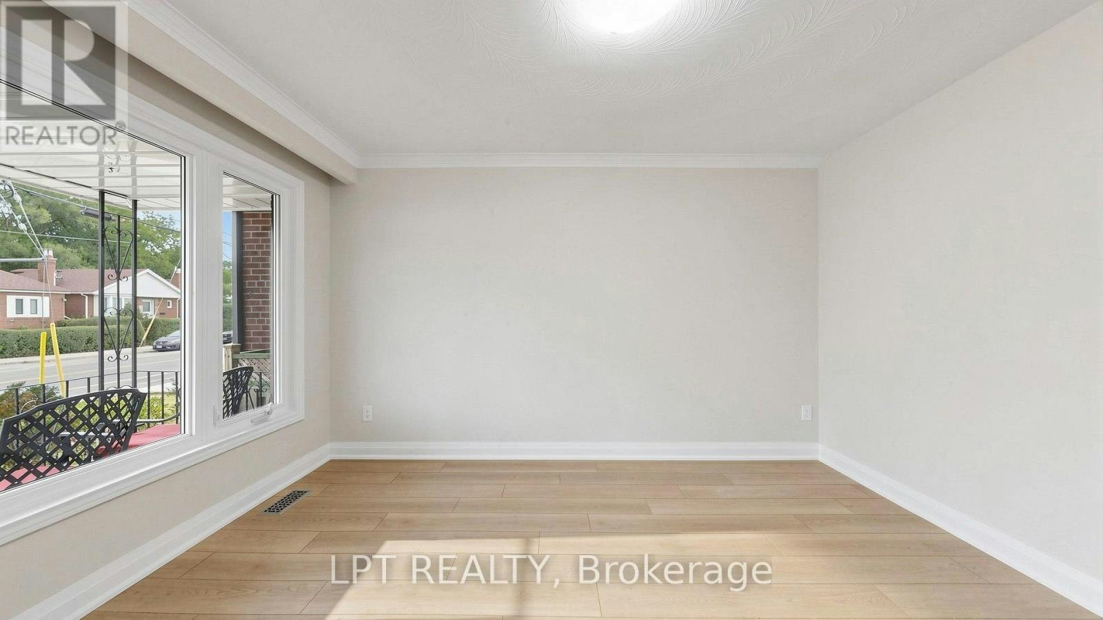 MAIN Floor 477 Cosburn Apt Avenue, Toronto, ON, M4J 2N6 - 10