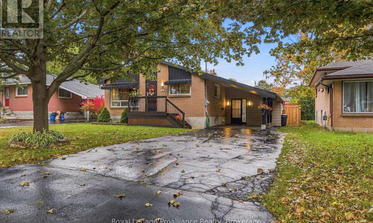 14 Munro Avenue