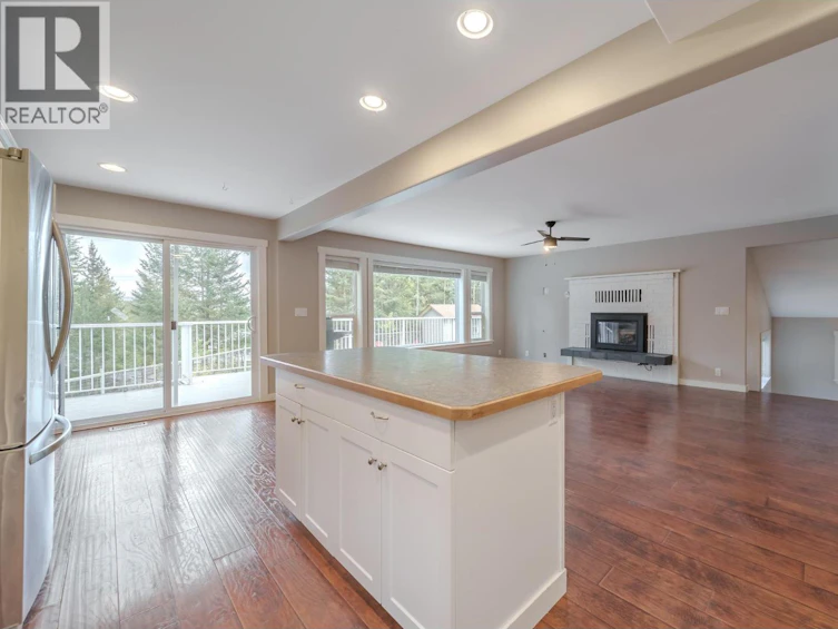 4931 Kyllo Road, 108 Mile Ranch, BC, V0K 2Z0 - 18