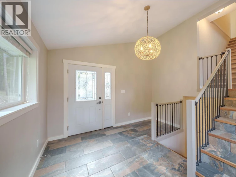 4931 Kyllo Road, 108 Mile Ranch, BC, V0K 2Z0 - 12