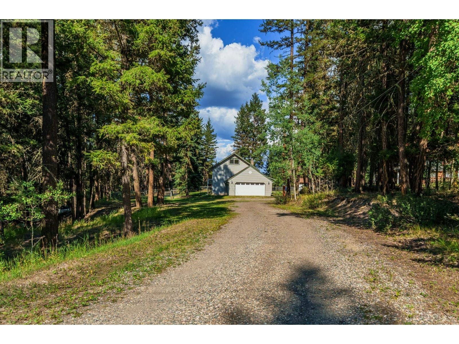 4931 Kyllo Road, 108 Mile Ranch, BC, V0K 2Z0 - 35