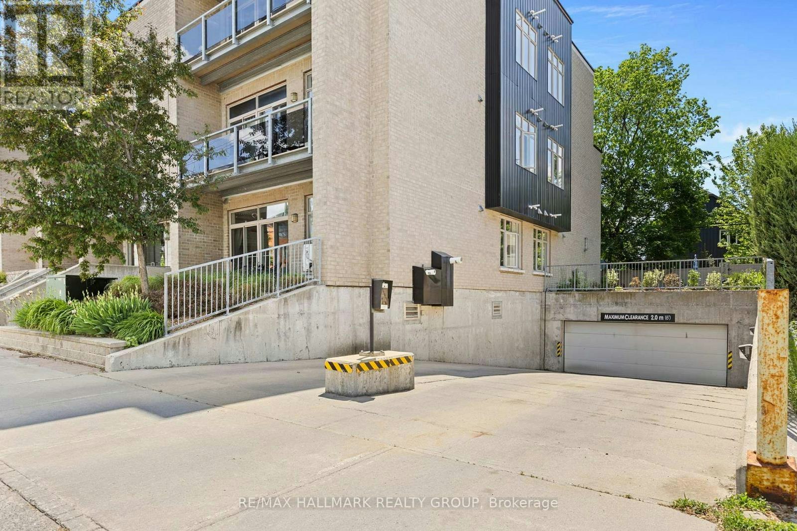 311-682 Churchill Avenue N, Ottawa, ON, K1Z 5G5 - 3