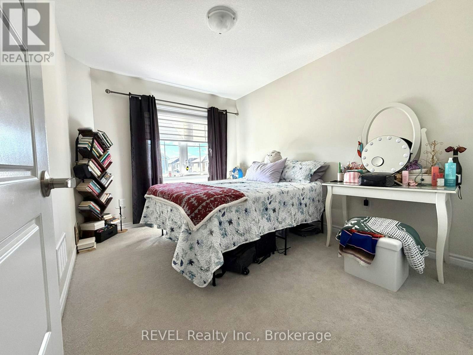 35 Vanilla Trail, Thorold, ON, L2V 0K6 - 12