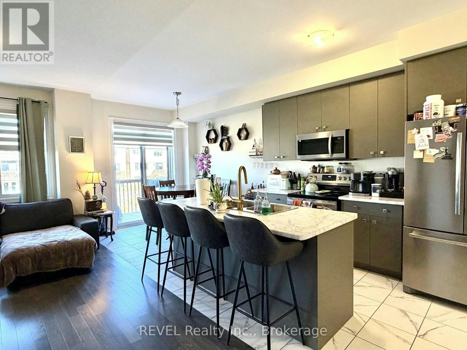 35 Vanilla Trail, Thorold, ON, L2V 0K6 - 7