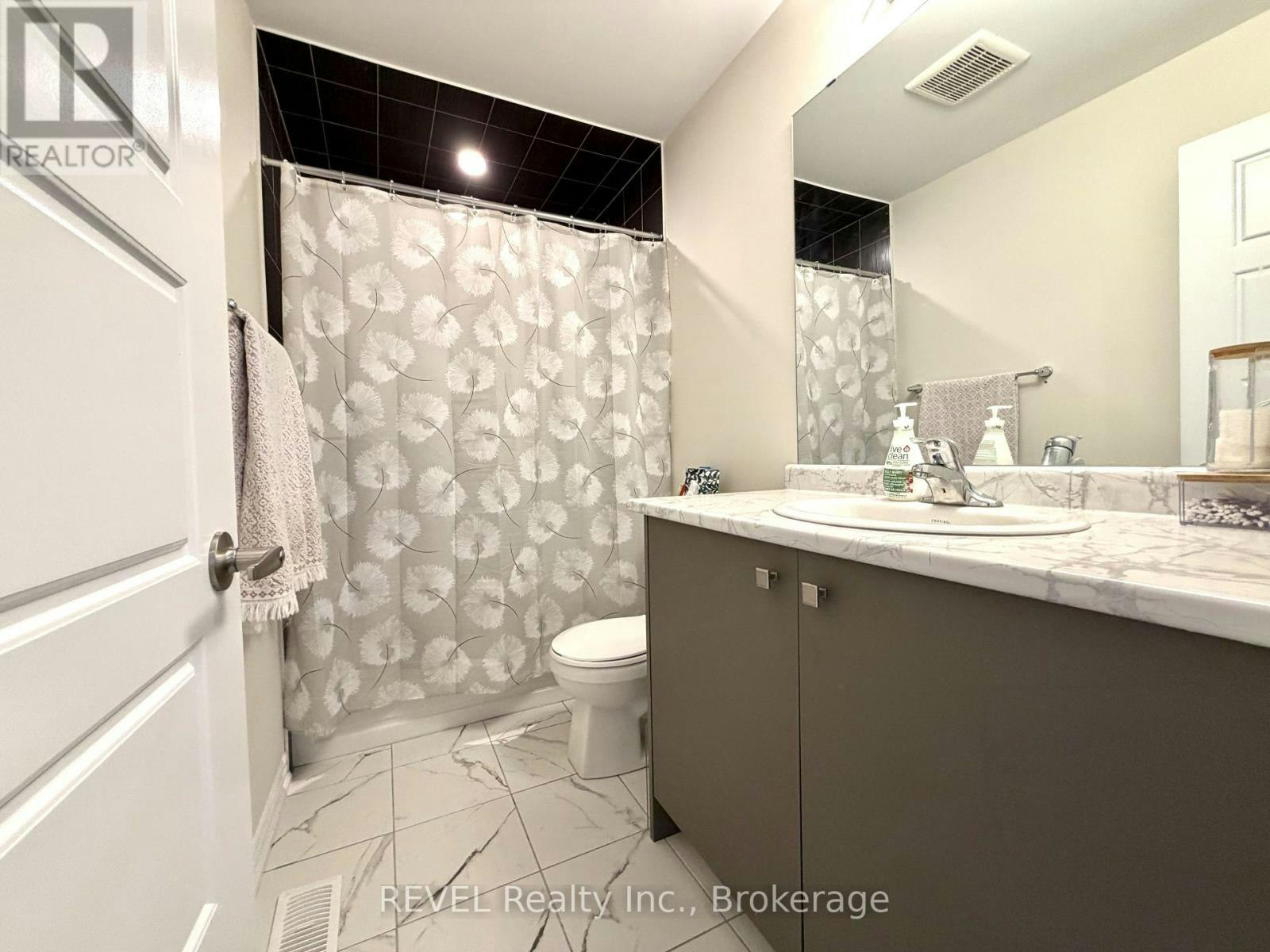 35 Vanilla Trail, Thorold, ON, L2V 0K6 - 13