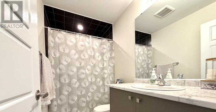 35 Vanilla Trail, Thorold, ON, L2V 0K6 - 13