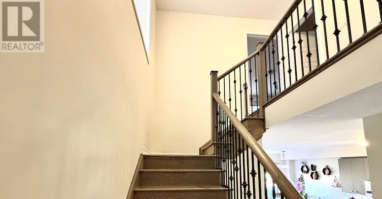 35 Vanilla Trail, Thorold, ON, L2V 0K6 - 8