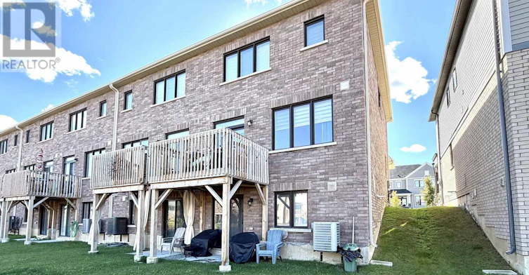35 Vanilla Trail, Thorold, ON, L2V 0K6 - 17