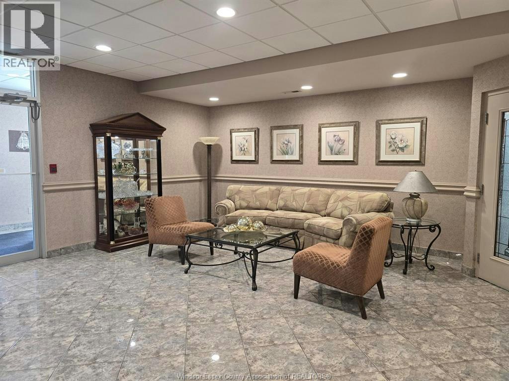 1004-4789 Riverside, Windsor, ON, N8Y 5A2 - 2
