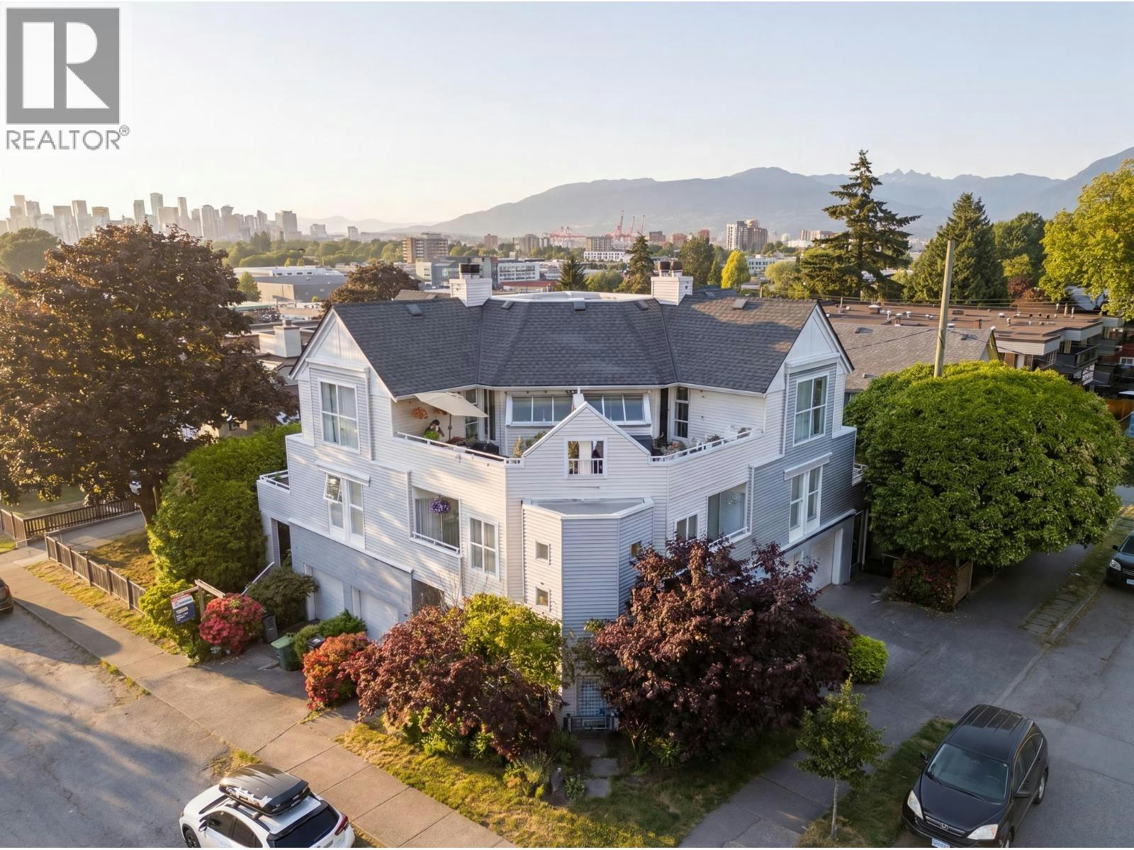 1345 Woodland Drive, Vancouver, BC, V5L 3S4