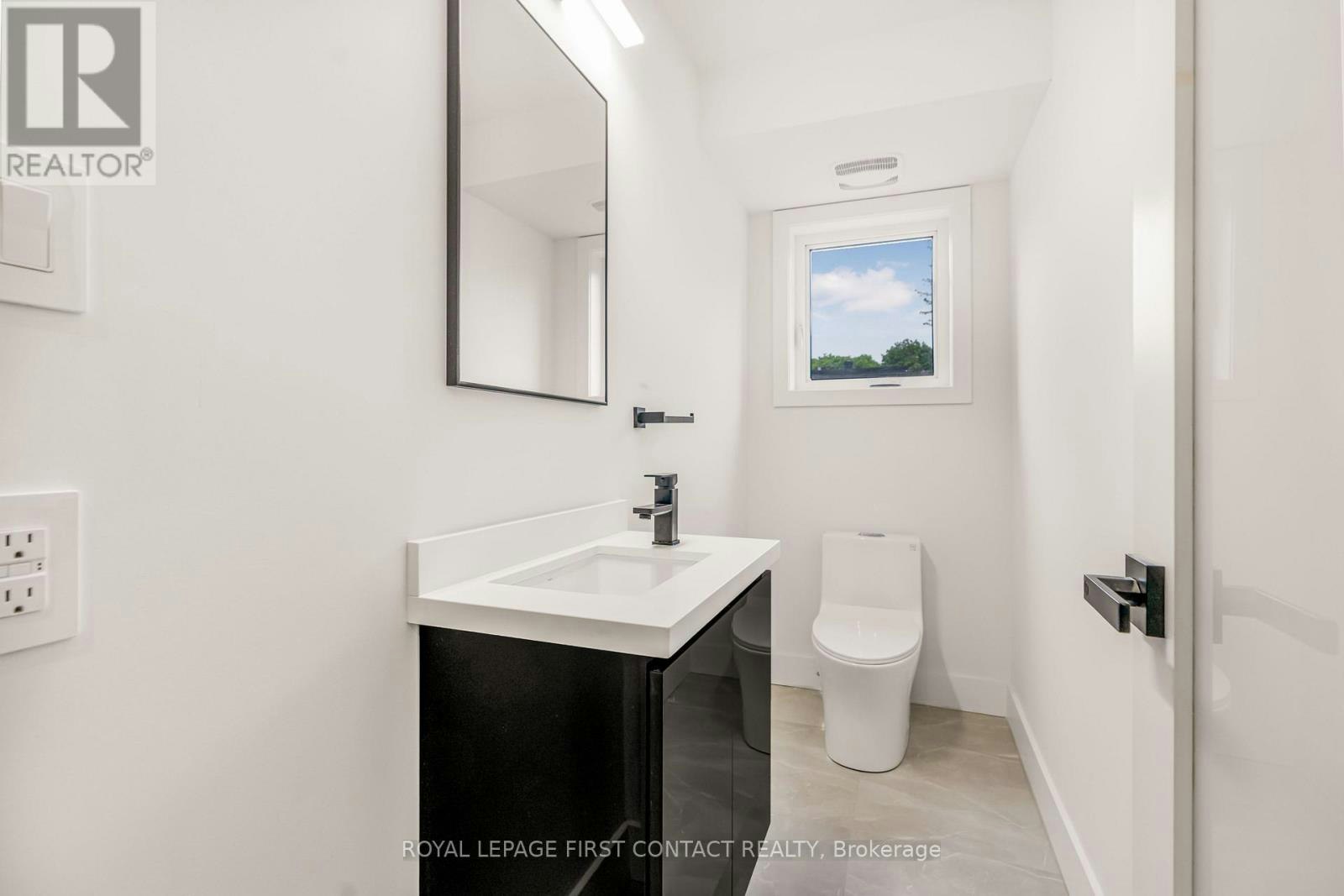 18 Alderwood Lane, Barrie, ON, L4N 3J2 - 5