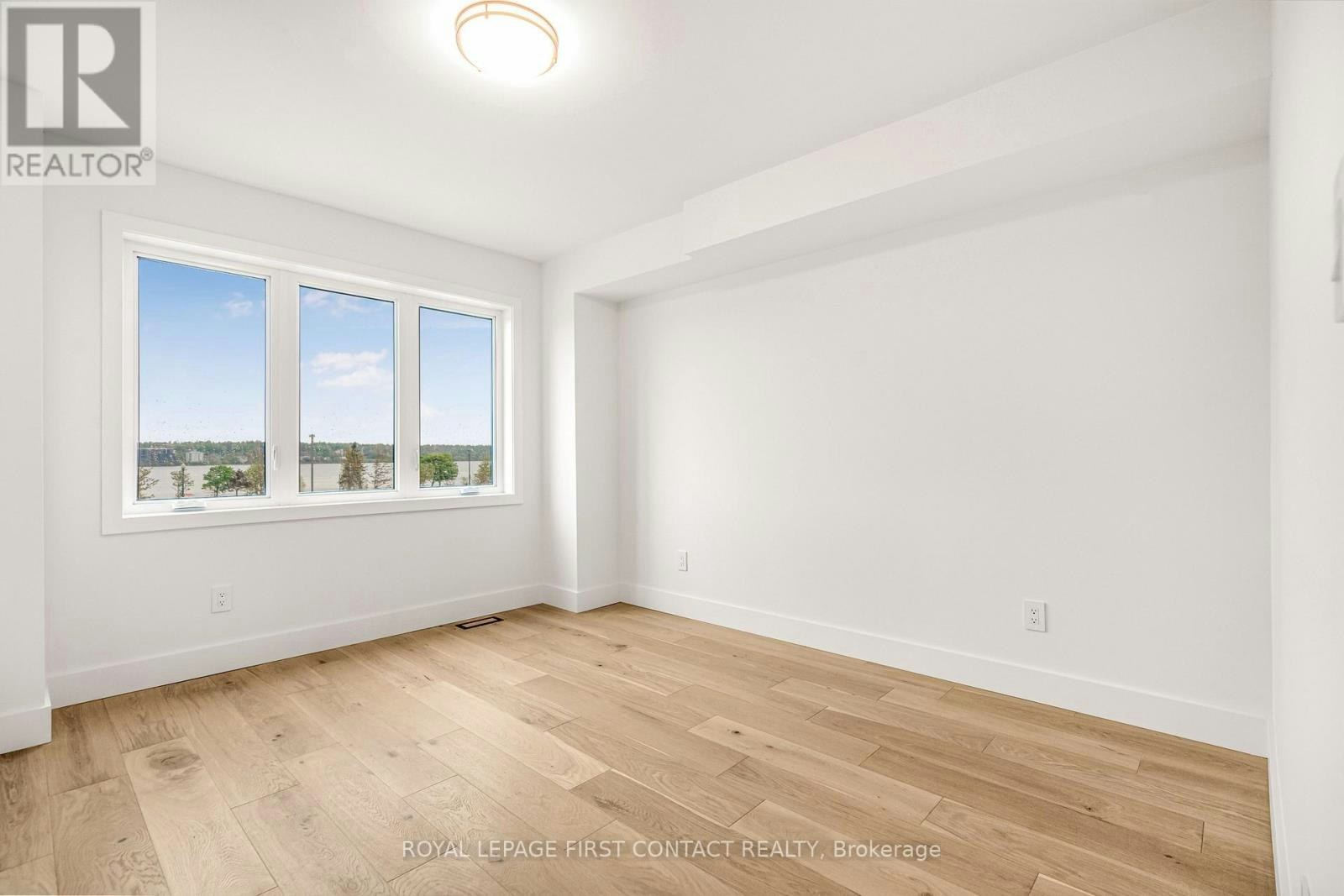 18 Alderwood Lane, Barrie, ON, L4N 3J2 - 8