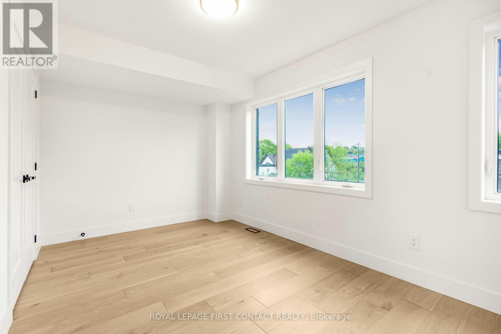 18 Alderwood Lane, Barrie, ON, L4N 3J2 - 9