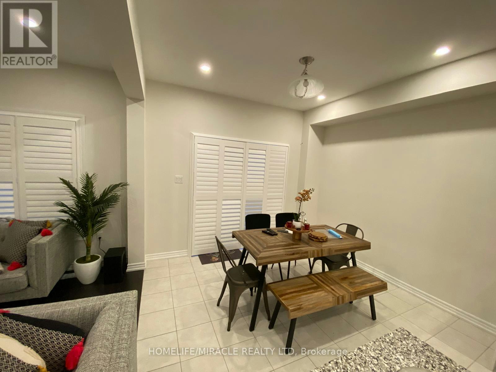 100 Dolobram Trail, Brampton, ON, L7A 4Y4 - 7