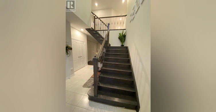 100 Dolobram Trail, Brampton, ON, L7A 4Y4 - 4