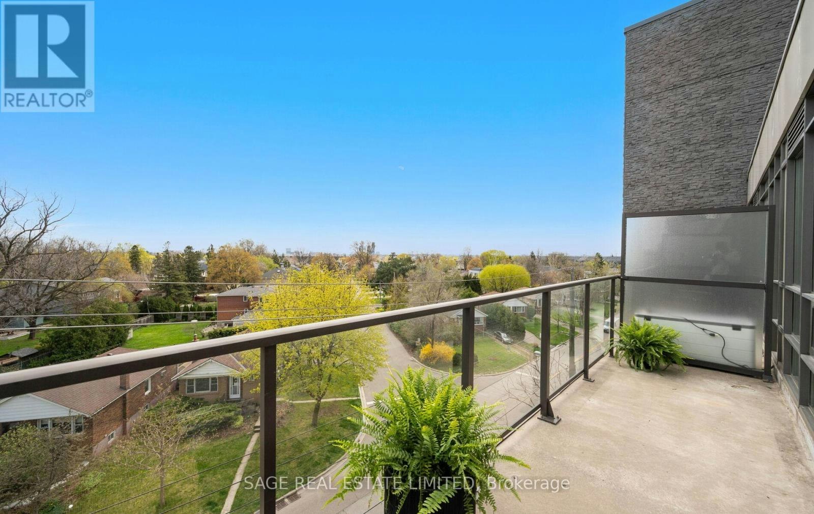 525-8 Fieldway Road, Toronto, ON, M8Z 0C3 - 30