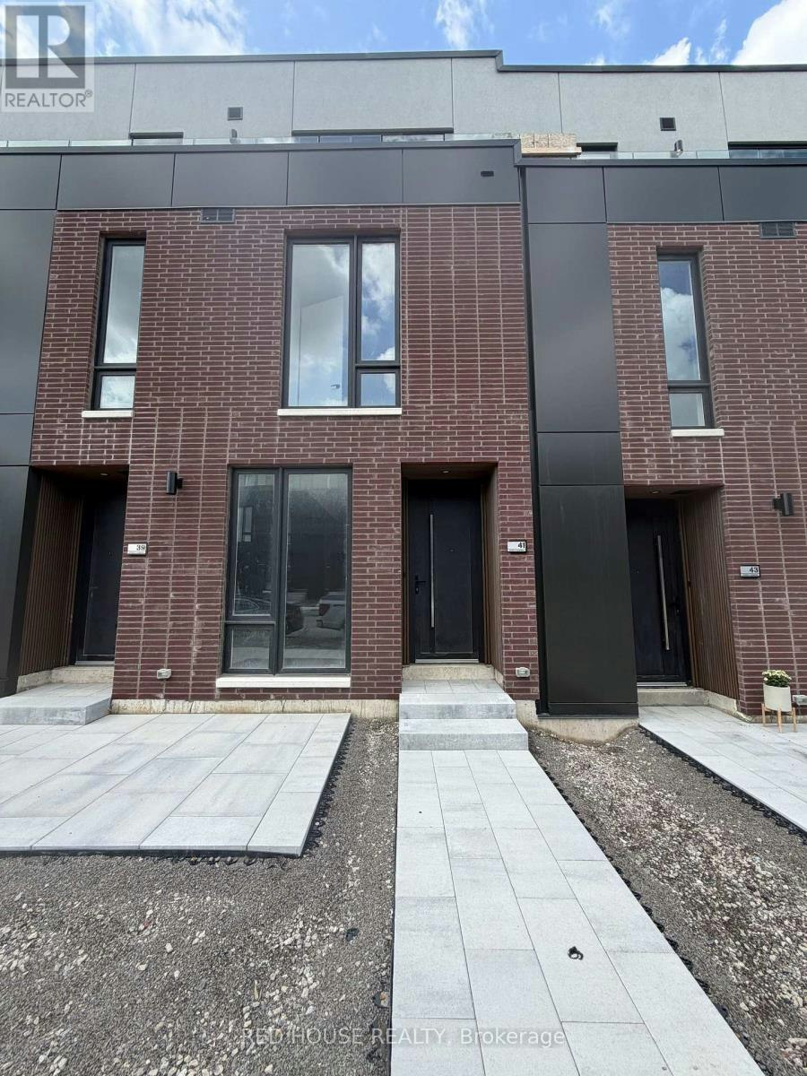 41 Everett Common, St. Catharines, ON, L2P 0H1