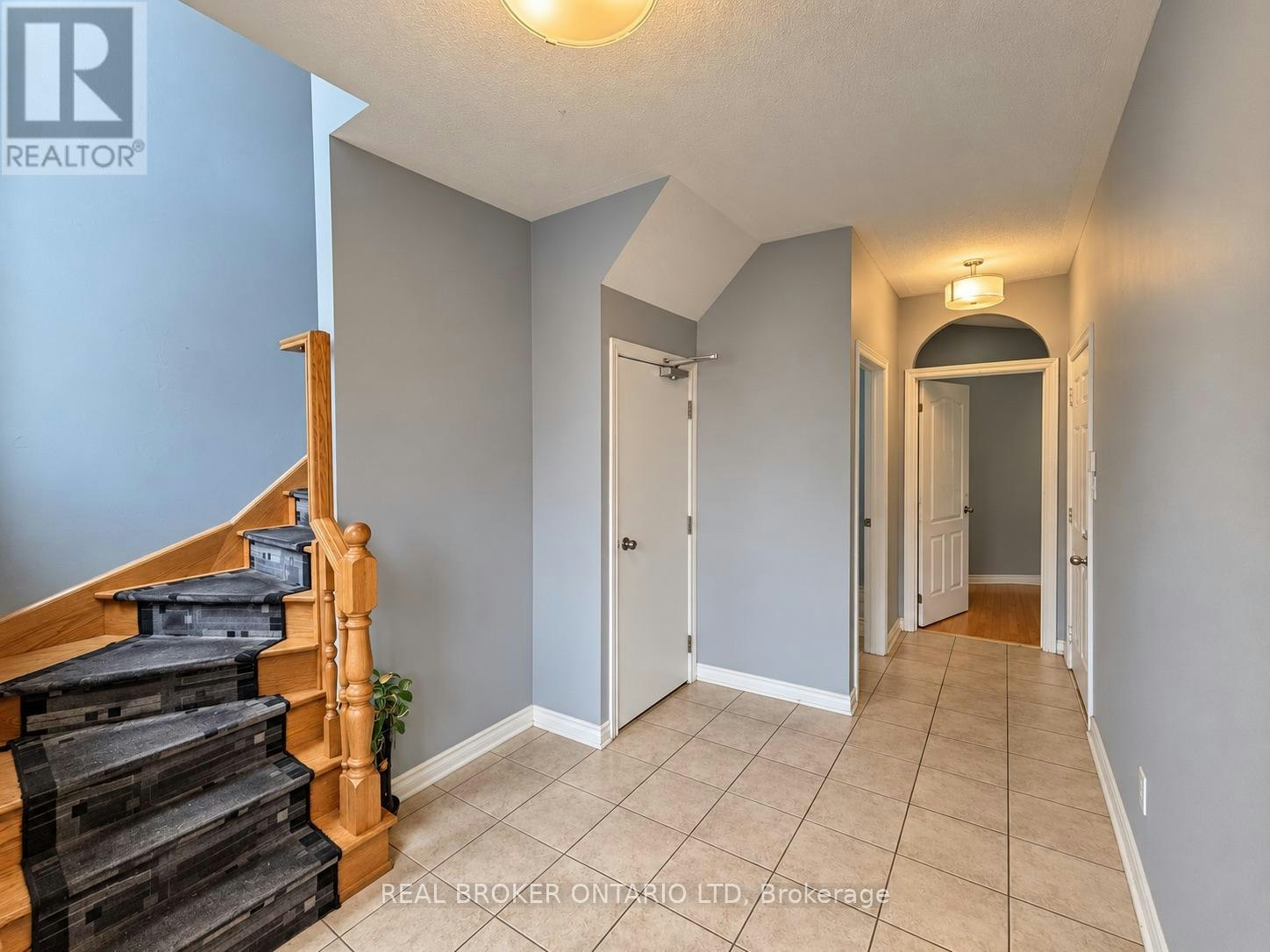 MAIN-88 Sir Jacobs Crescent, Brampton, ON, L7A 3T5 - 2