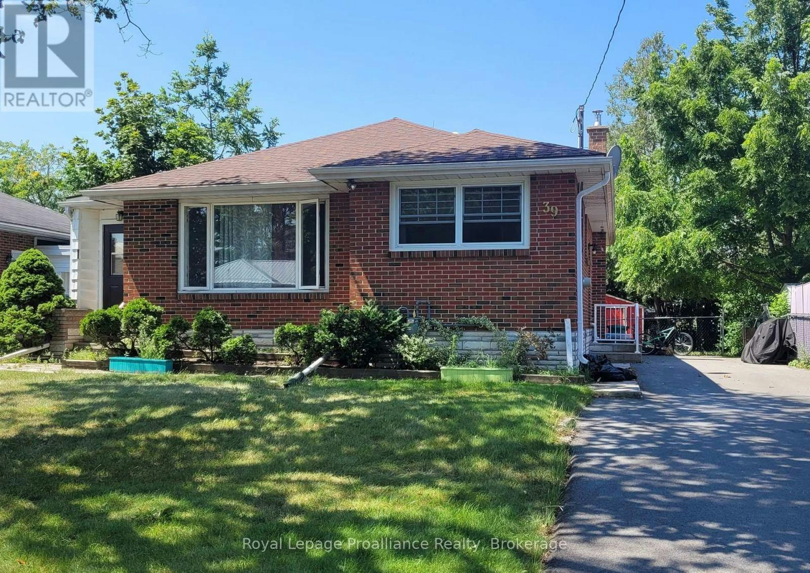 39 Smith Crescent, Belleville, ON, K8N 4K3