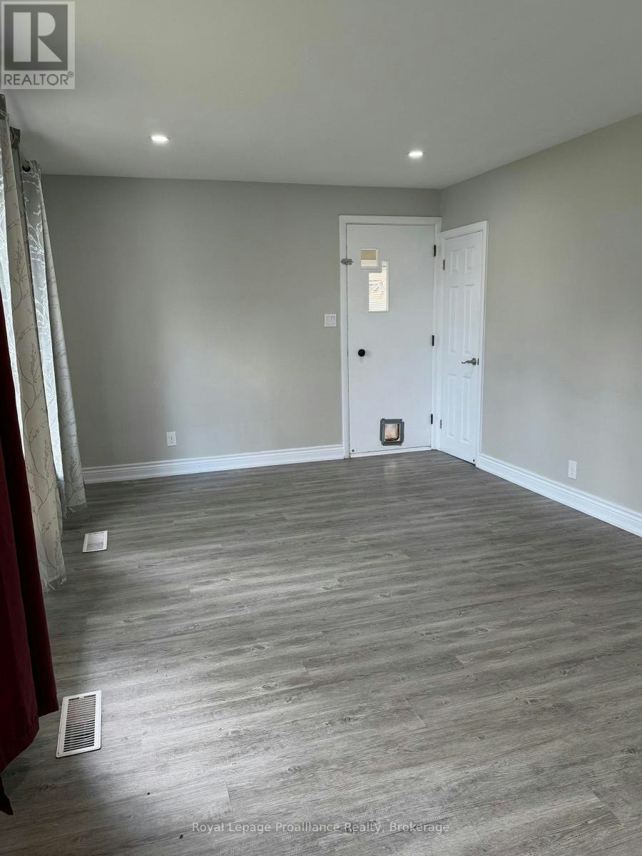 39 Smith Crescent, Belleville, ON, K8N 4K3 - 11