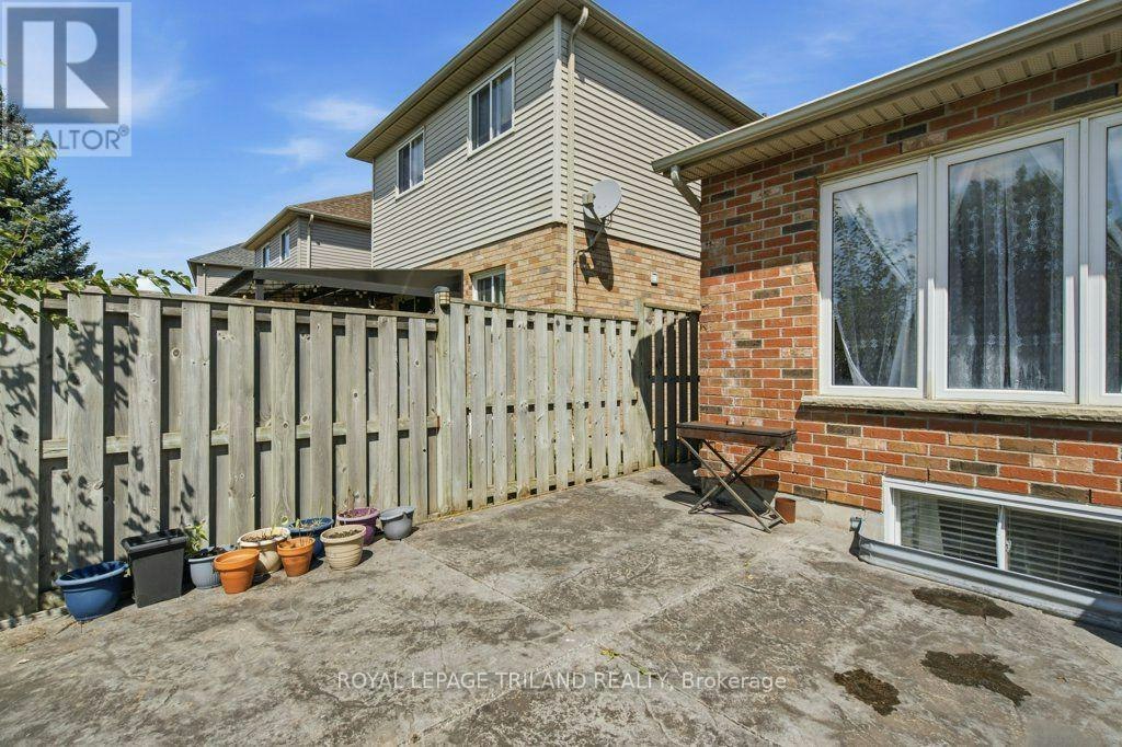 270 Leaksdale Circle SOUTH, London, ON, N6M 1K3 - 33