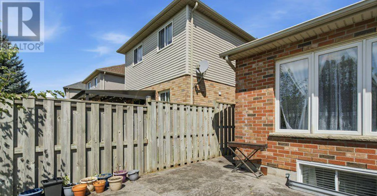 270 Leaksdale Circle SOUTH, London, ON, N6M 1K3 - 33