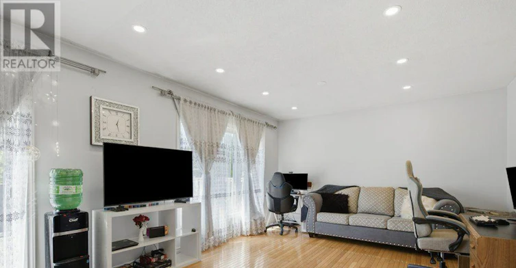 270 Leaksdale Circle SOUTH, London, ON, N6M 1K3 - 19