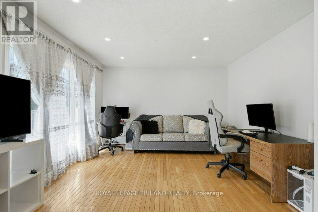 270 Leaksdale Circle SOUTH, London, ON, N6M 1K3 - 20