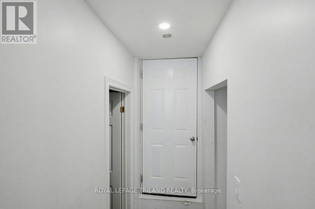 270 Leaksdale Circle SOUTH, London, ON, N6M 1K3 - 30