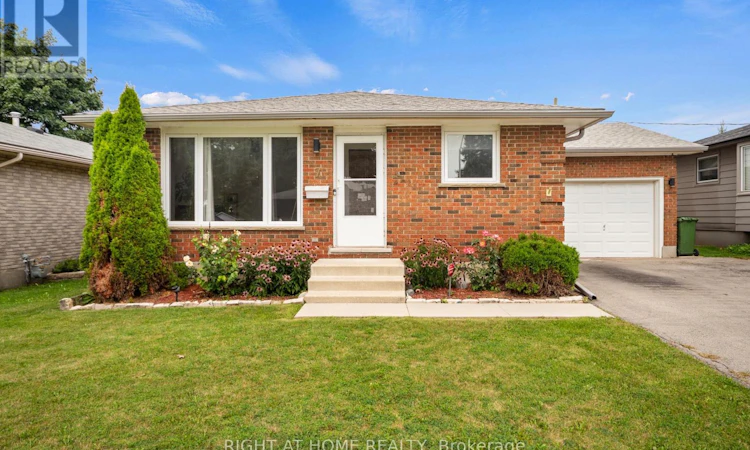 7 Raven Avenue