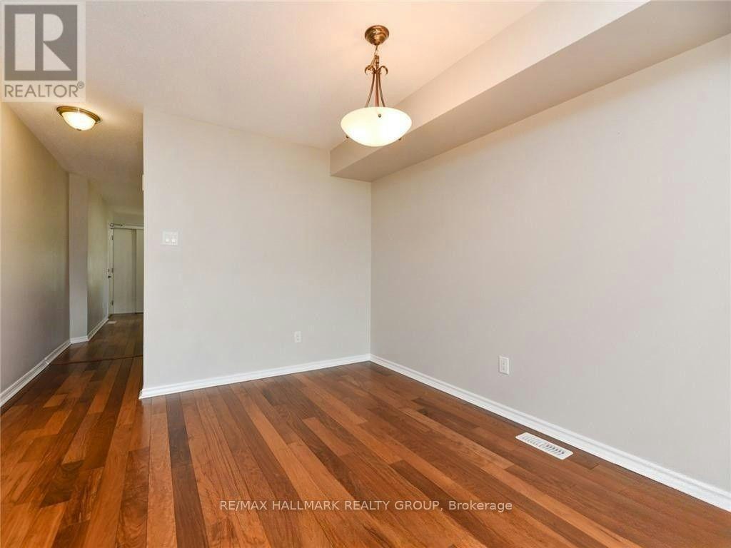 386 Crownridge Drive, Ottawa, ON, K2M 3A4 - 10