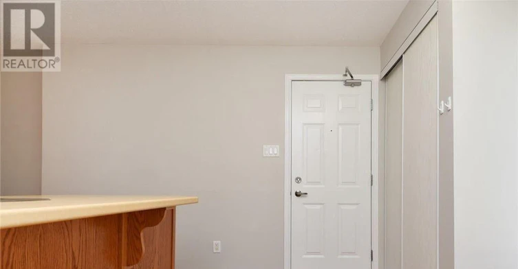 386 Crownridge Drive, Ottawa, ON, K2M 3A4 - 3